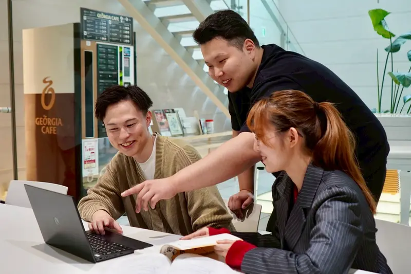 株式会社アライザーの求人画像3