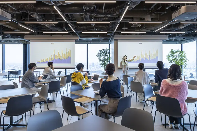 株式会社MIXIの求人画像2