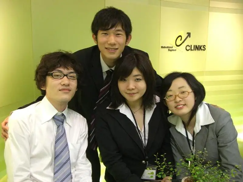 CLINKS株式会社の求人画像1