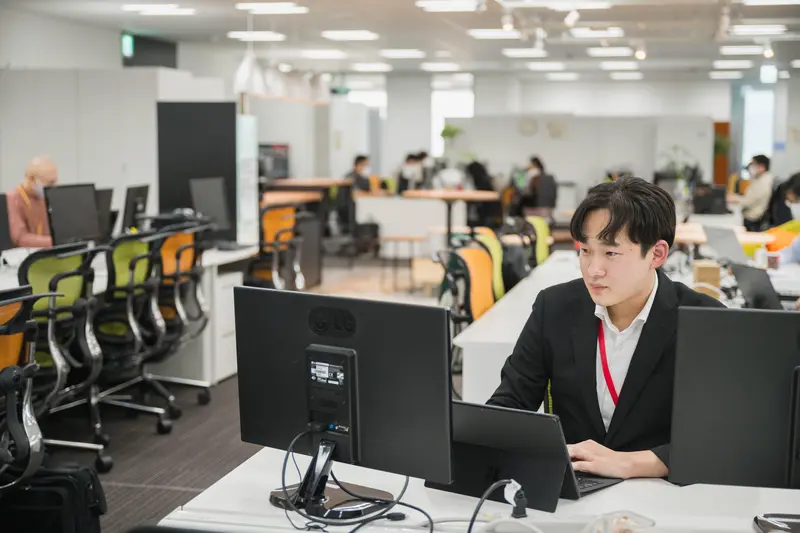 カコムス株式会社の求人画像1