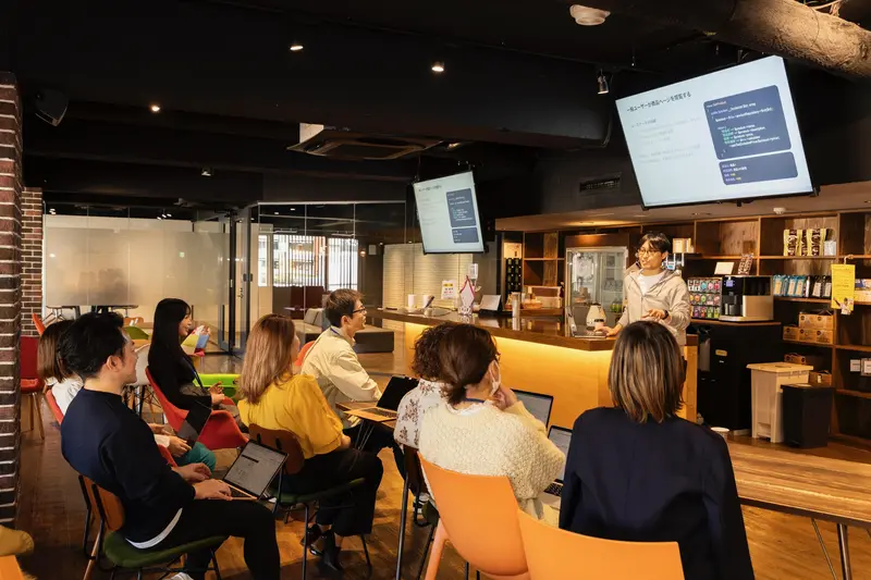 弁護士ドットコム株式会社の求人画像2