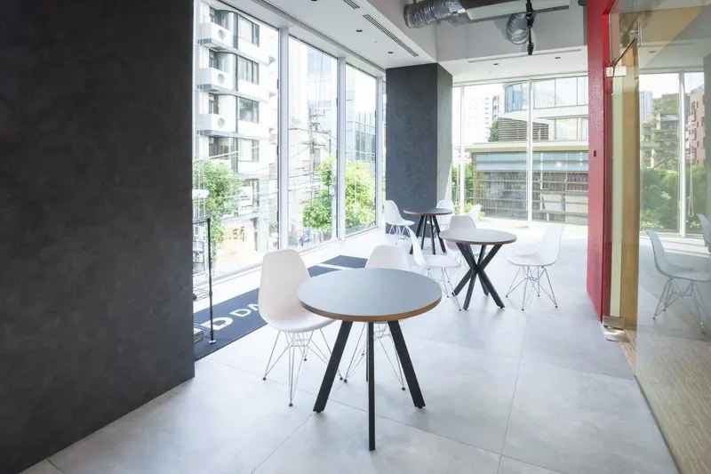 株式会社RED FRASCOの求人画像2