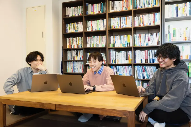 弁護士ドットコム株式会社の求人画像3