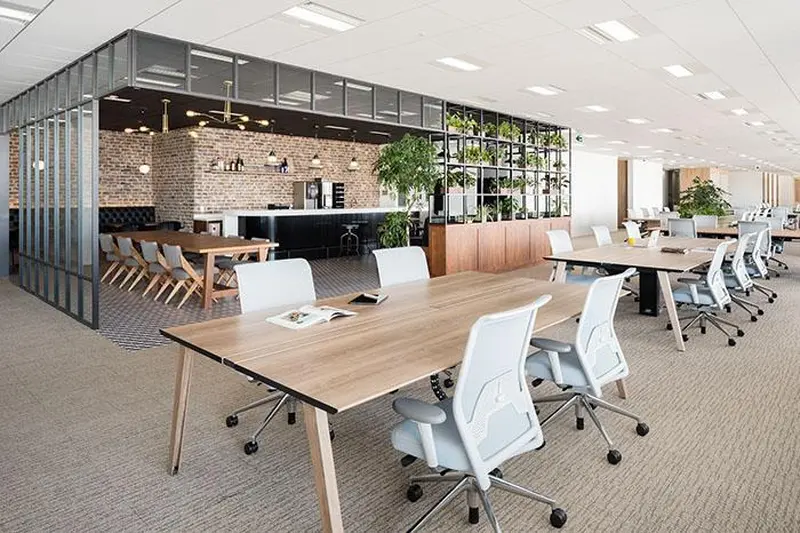 フューチャー株式会社の求人画像2