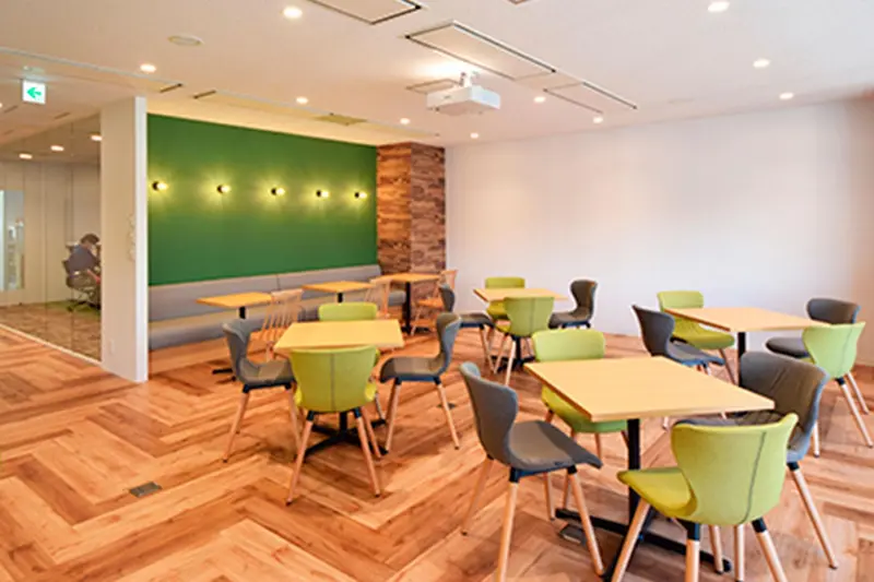 株式会社レコモットの求人画像3