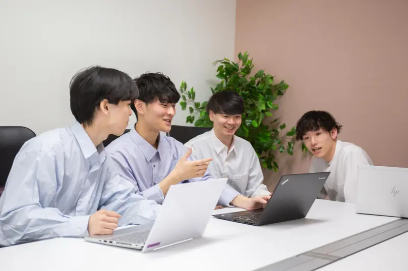 Avintonジャパン株式会社の求人画像1