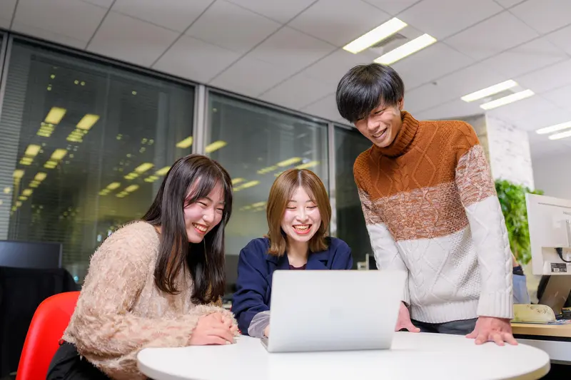 株式会社GRCSの求人画像1