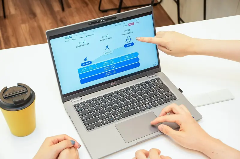 弥生株式会社の求人画像1