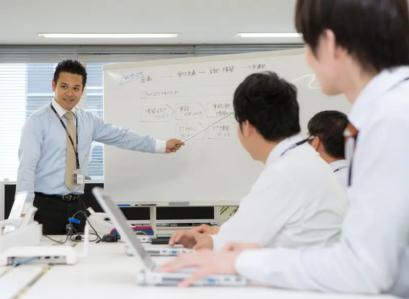 アッシュウェイブ株式会社の求人画像3