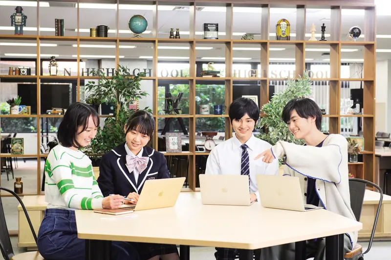 学校法人角川ドワンゴ学園の求人画像1