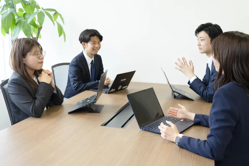 株式会社NEWONEの求人画像1