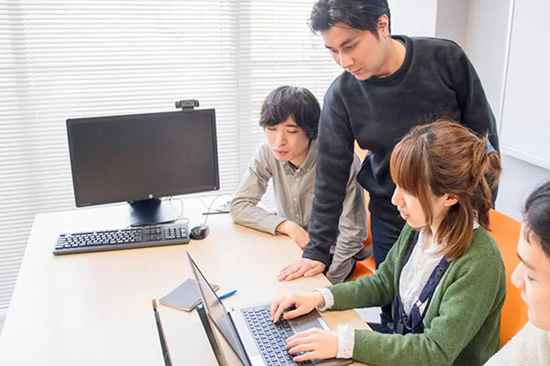 株式会社カカクコムの求人画像2