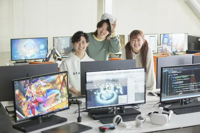 学校法人国際総合学園の求人画像2