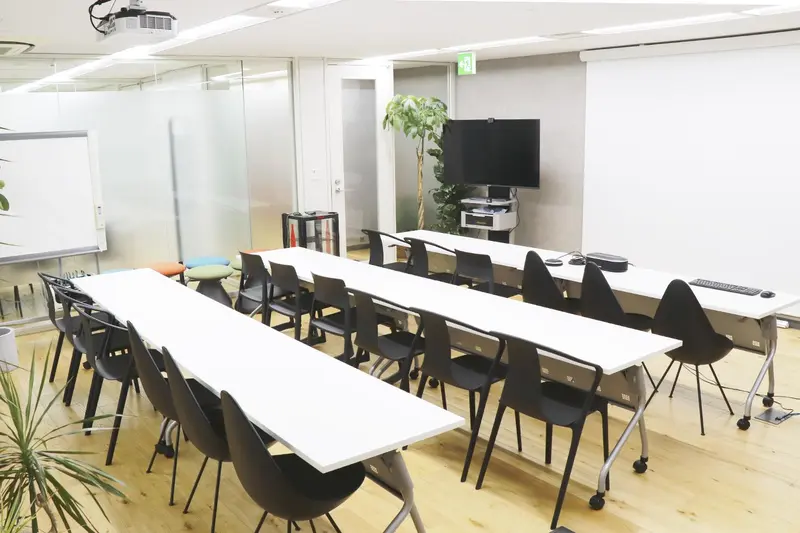 株式会社SEECの求人画像3