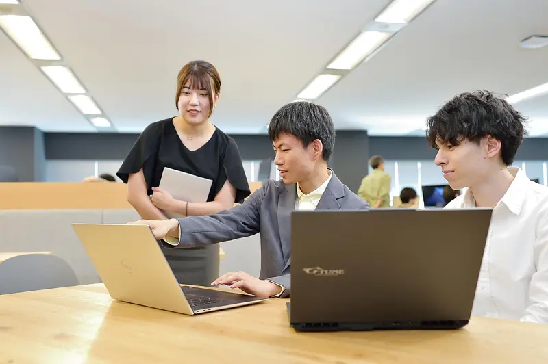 アミフィアブル株式会社の求人画像1