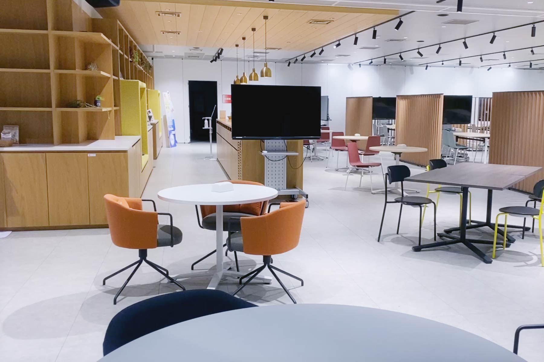 株式会社バンダイナムコアミューズメントラボのエンジニア求人・転職・採用 |  施設事業とオンライン事業で必要なオンラインシステム全般の開発のディレクションをお任せ／ユーザー視点に立って開発が進められます